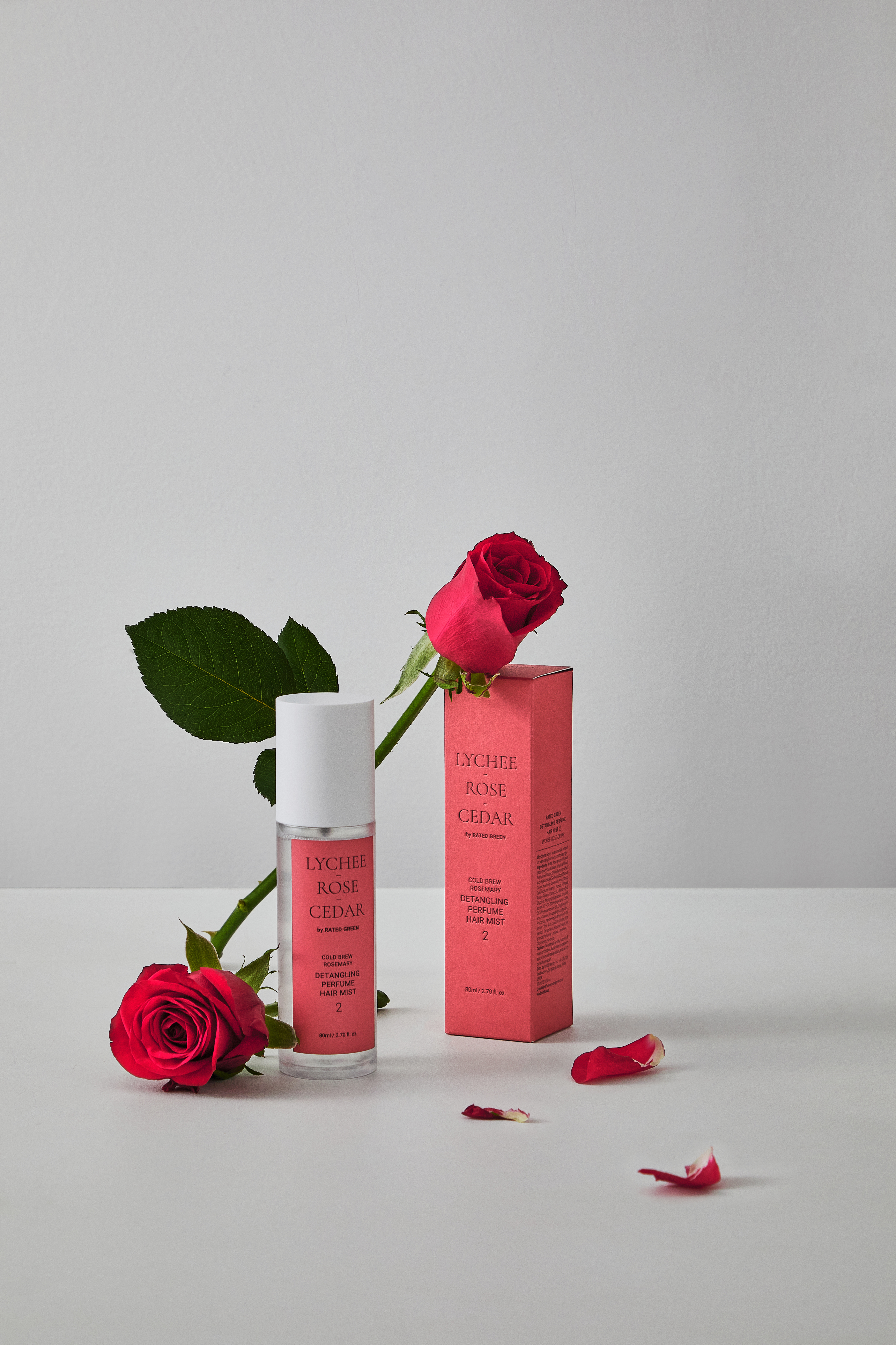 Парфумований міст для волосся з ароматом лічі, троянди та кедра Rated Green Detangling Perfume Hair Mist